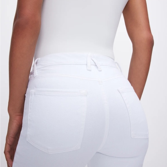 GOOD LEGS STRAIGHT JEANS | Good American - Picture 2 of 3